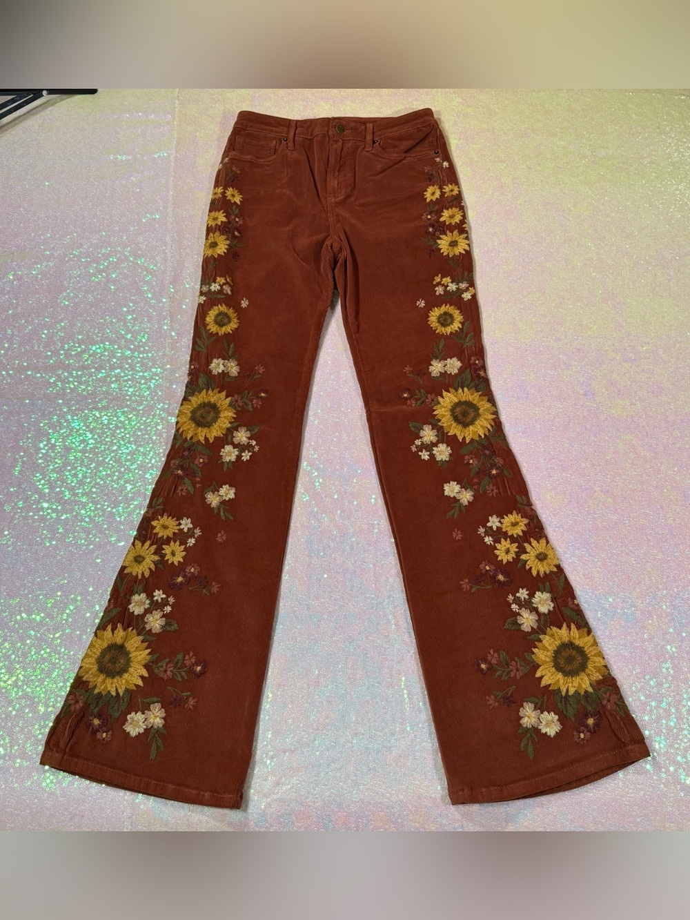 Driftwood Burnt Orange Corduroy Floral Embroidered Flare Pants (28) ★彡
